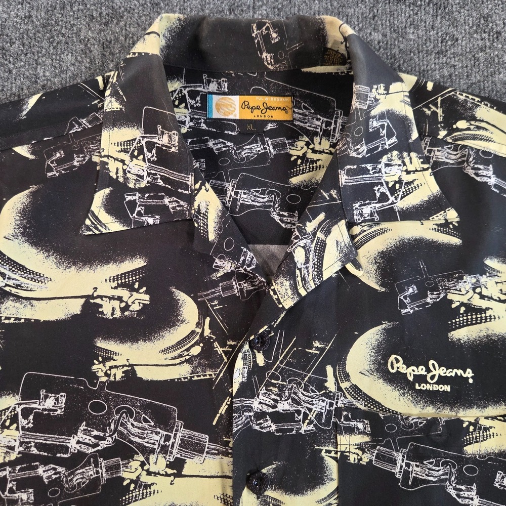 Pepe Jeans London Mens XL (FIT XXL) Black Short Sleeve Button Up Shirt Music